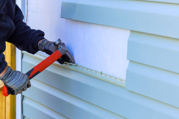Reliable Emergency Siding Repair contractor in Williamston, NC by Squared Siding